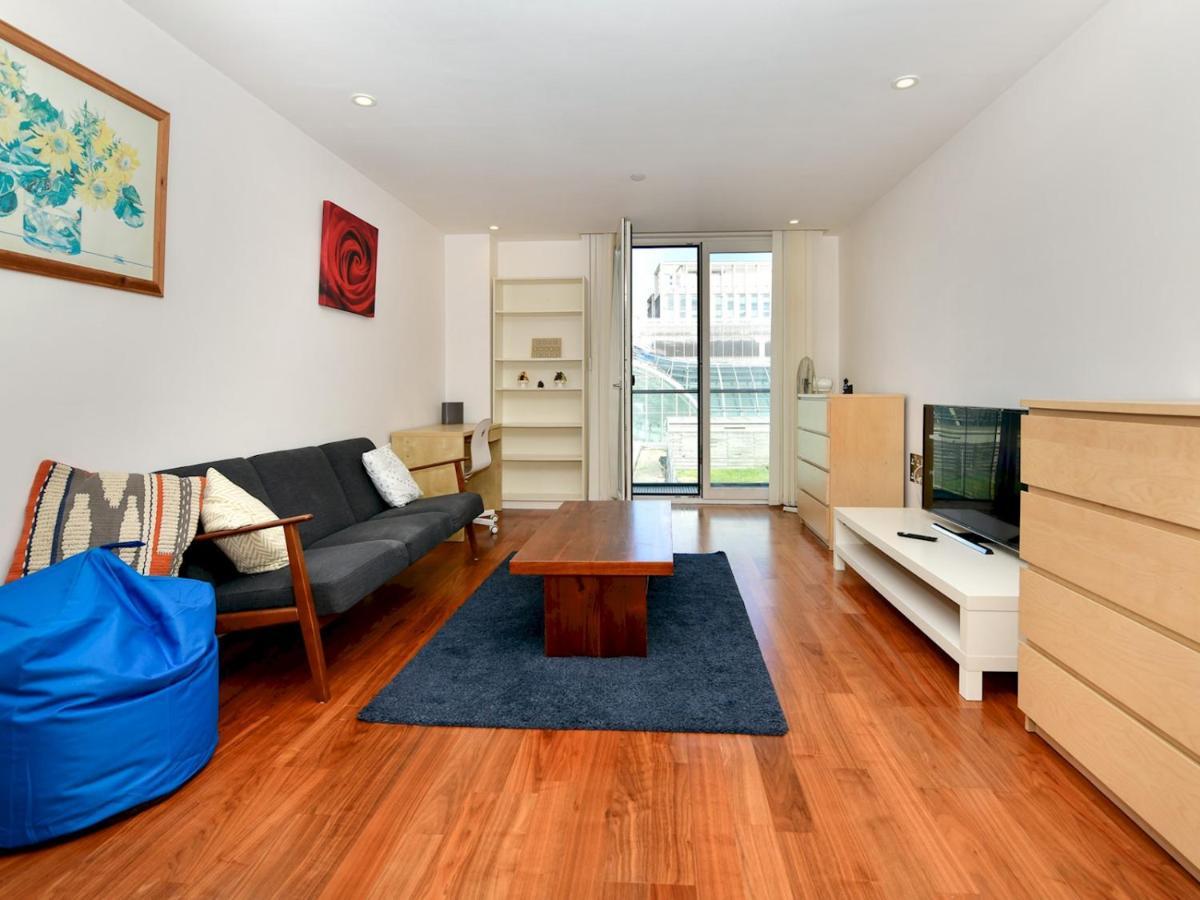 Pass The Keys Super Central Spacious 2 Bed Apartment With Parking คาร์ดิฟฟ์ ภายนอก รูปภาพ
